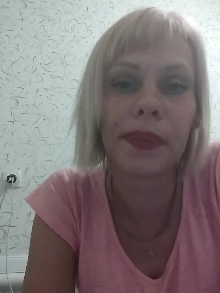 JulieSilver Live Sex August 29, 2026