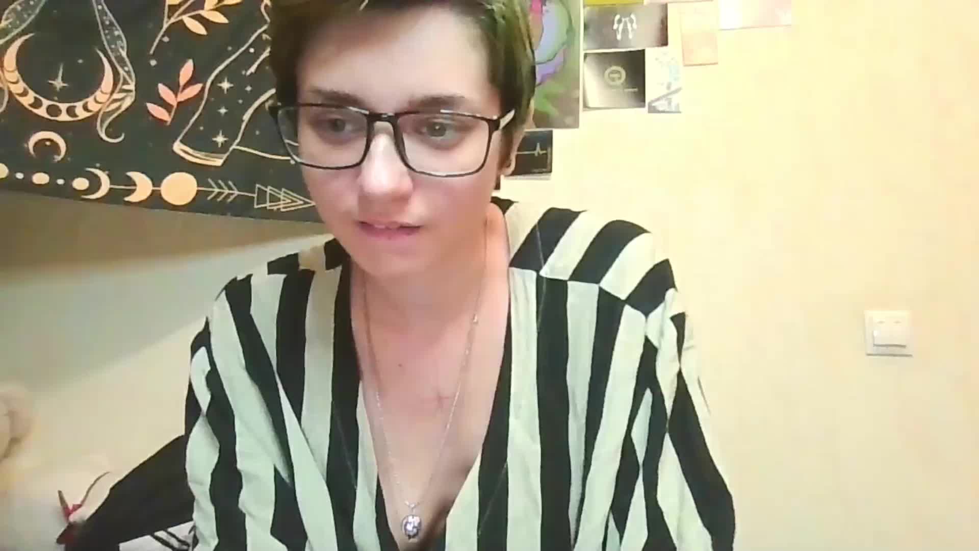 uwu-emmy Live Sex August 31, 2026