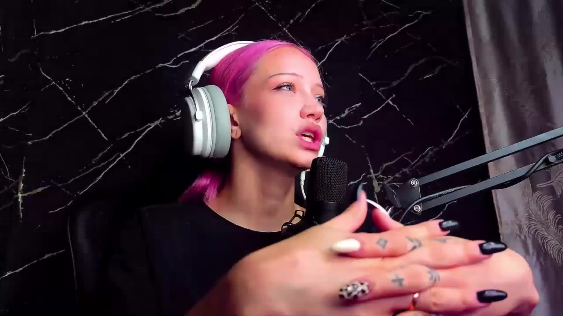Molodaya Live Sex September 2, 2026