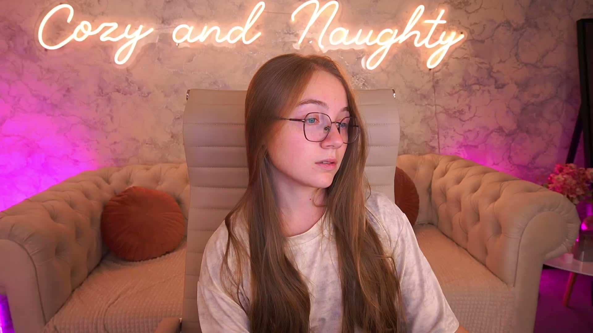 ArrinaWairr Live Sex September 3, 2026