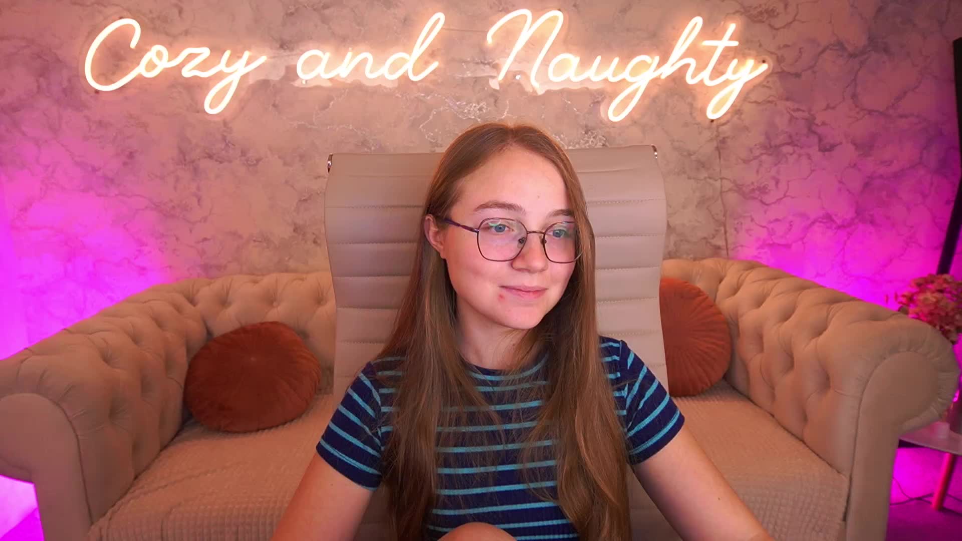 ArrinaWairr Live Sex September 5, 2026
