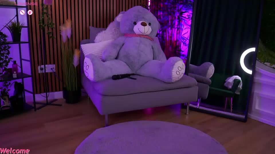 alyseruss Live Sex September 6, 2026