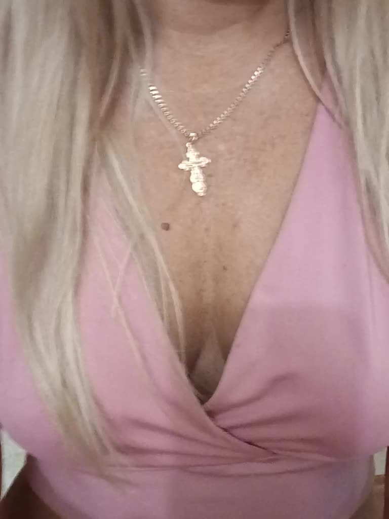 Divaya Live Sex September 6, 2026