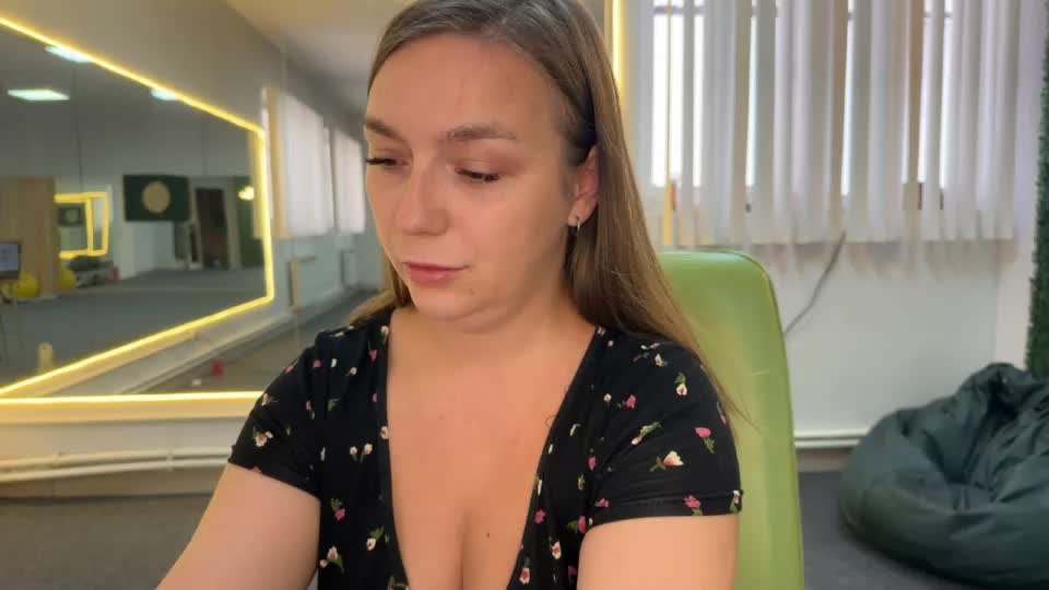 lucky_foryou_baby Live Sex September 8, 2026