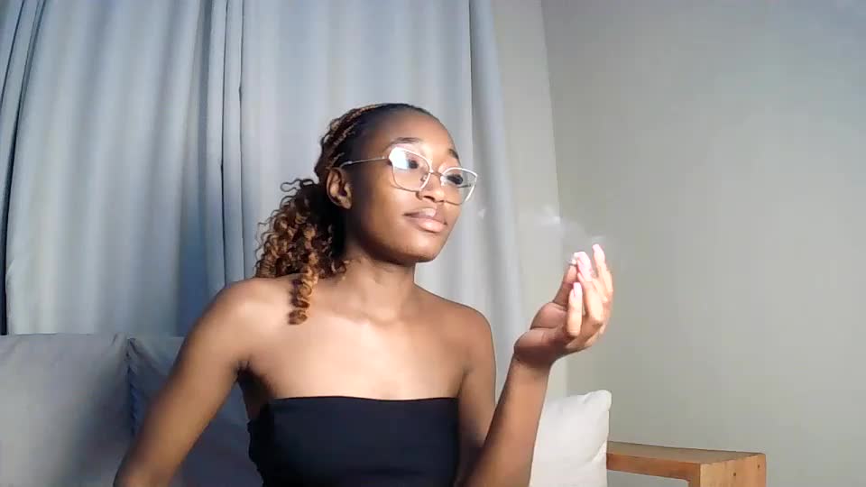 pinkaura_ Live Sex September 8, 2026