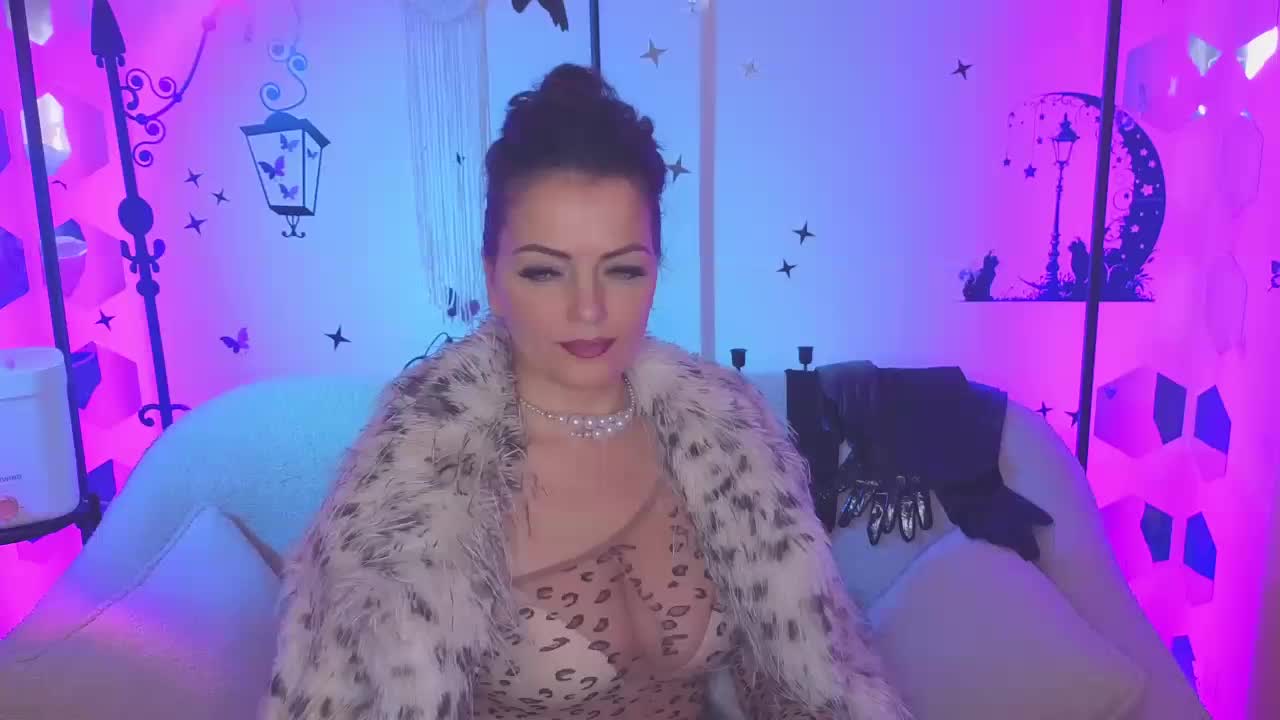 SelenaBlooms Live Sex September 8, 2026