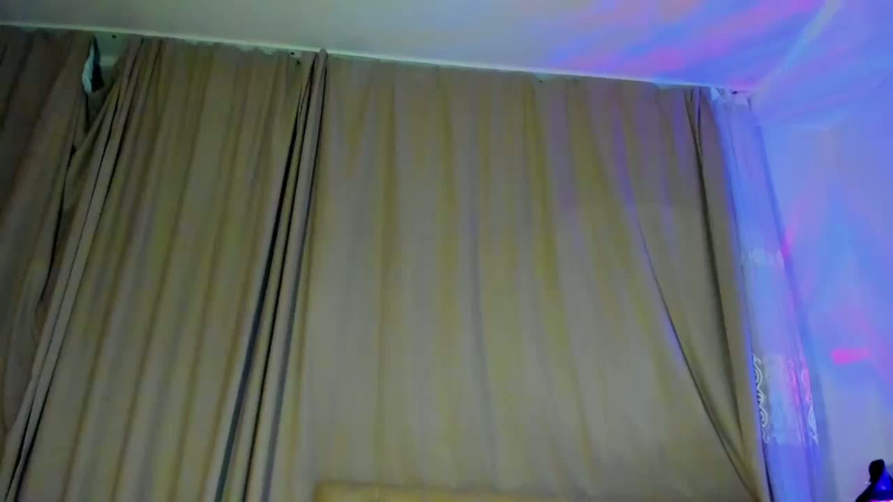 lesyalis Live Sex September 9, 2026