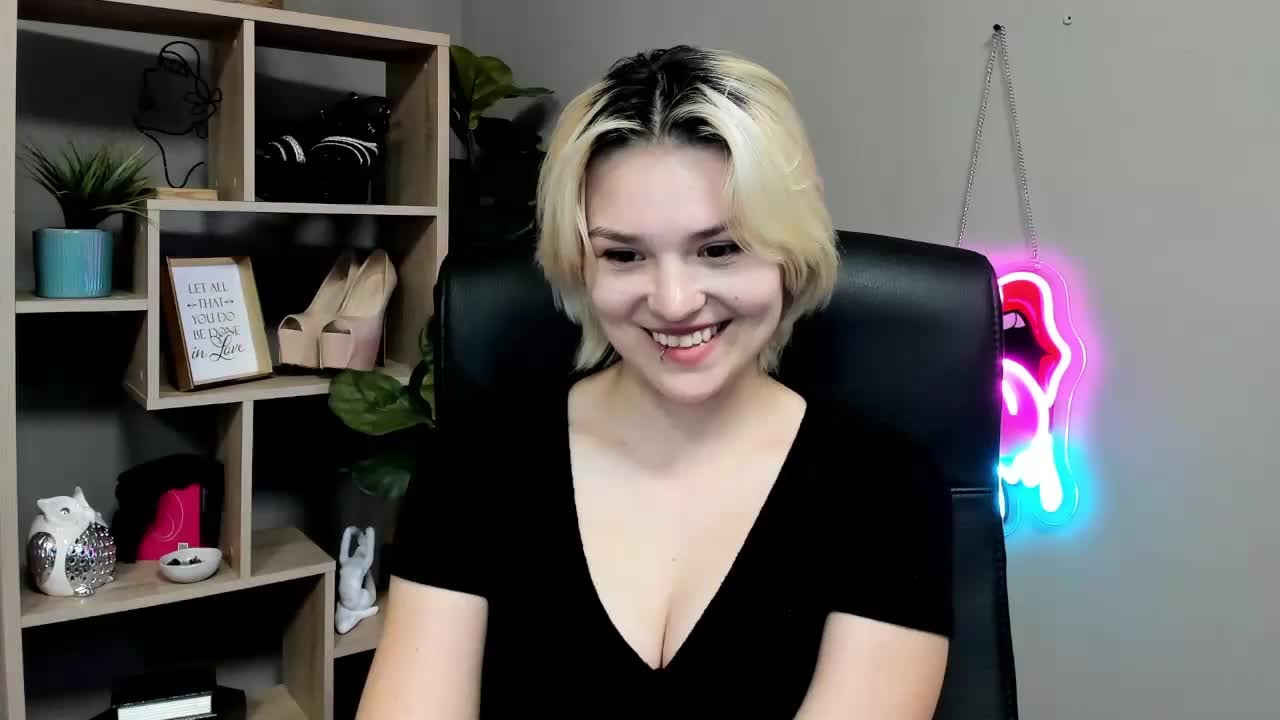 SweetLilyxo Live Sex September 9, 2026