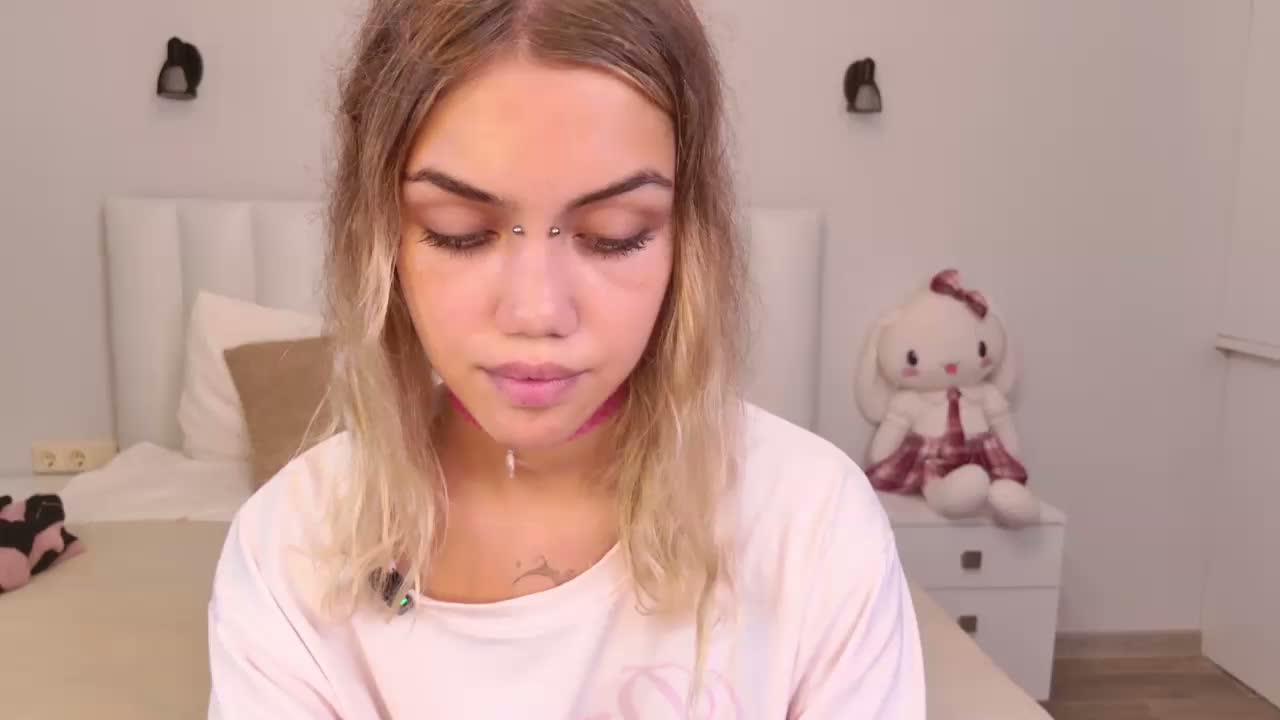 MireyaStone Live Sex September 9, 2026