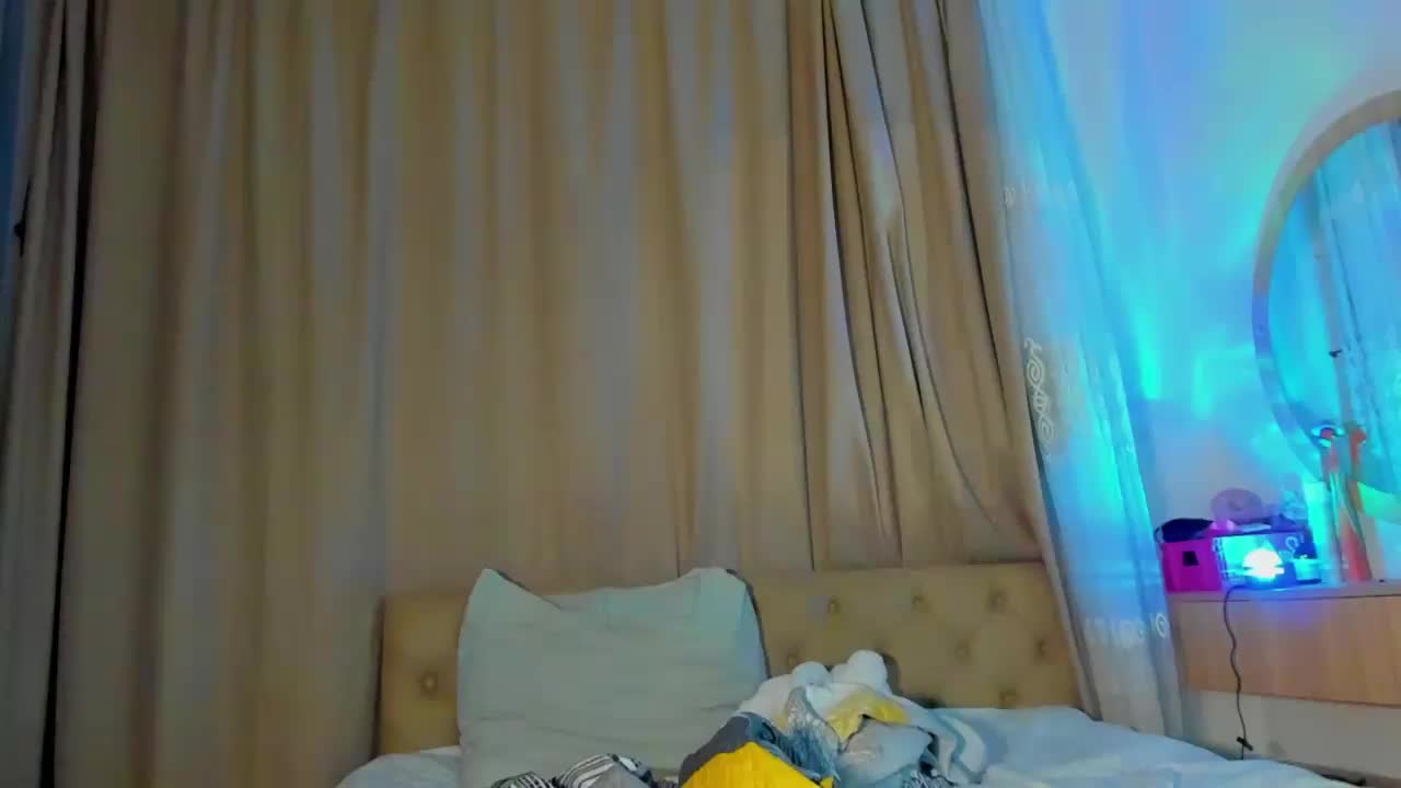 lesyalis Live Sex September 9, 2026