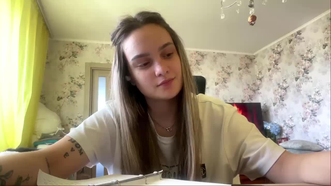 AnnaHoupt Live Sex September 9, 2026