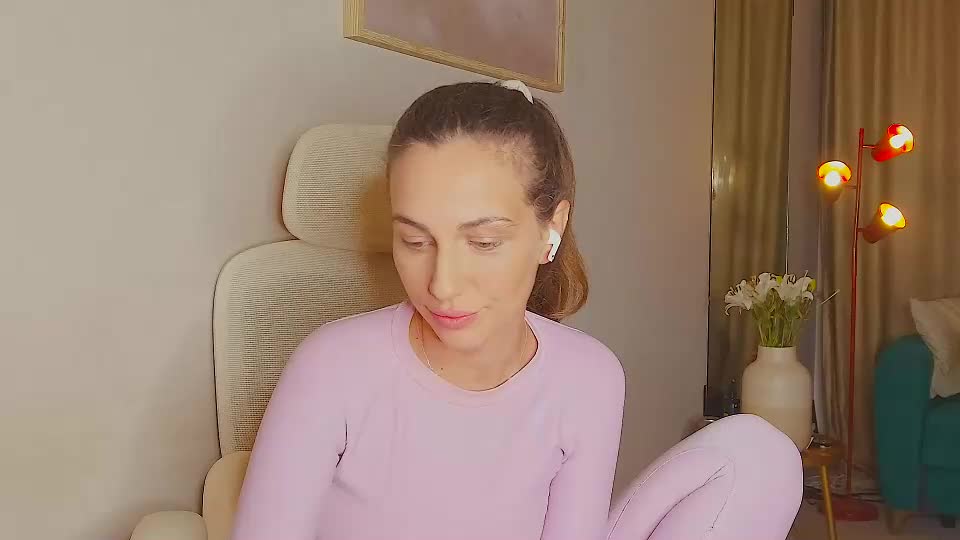 stormi_light Live Sex September 11, 2026