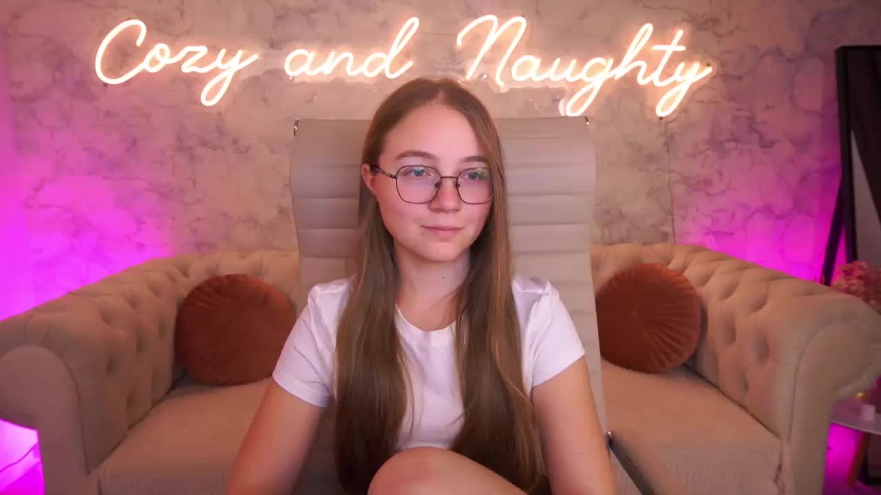 ArrinaWairr Live Sex September 11, 2026