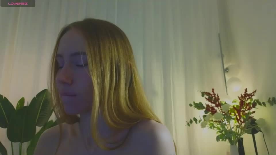 cuute_angell Live Sex September 12, 2026