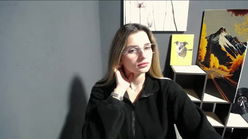 olivia_vi Live Sex September 12, 2026