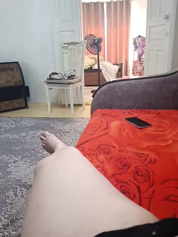 Laura35 Live Sex September 12, 2026