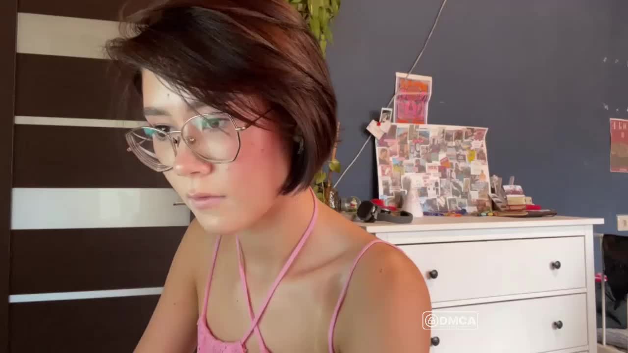Mikiora Live Sex September 12, 2026