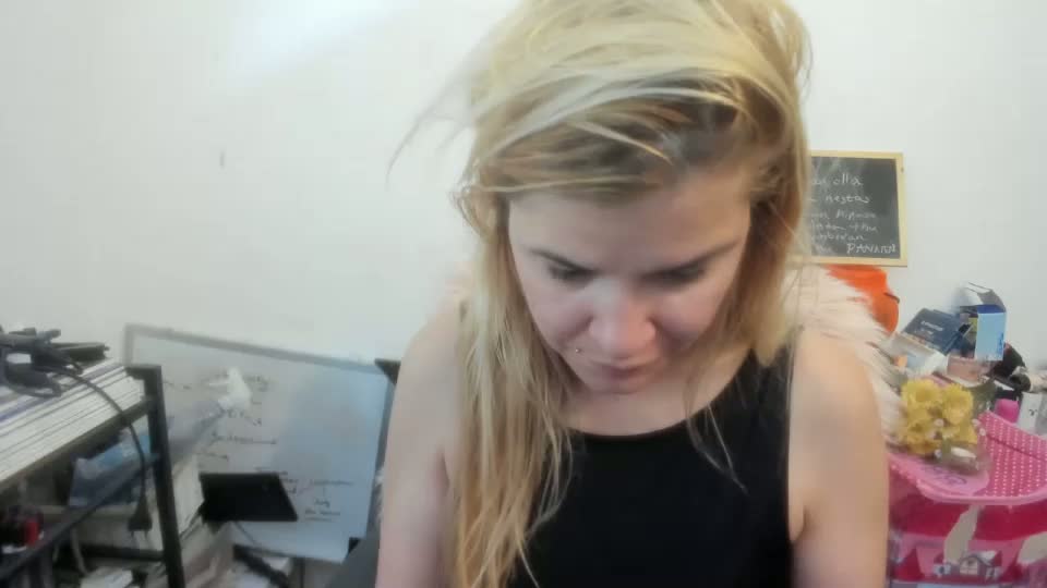 artsyandcraftsy_ Live Sex September 12, 2026
