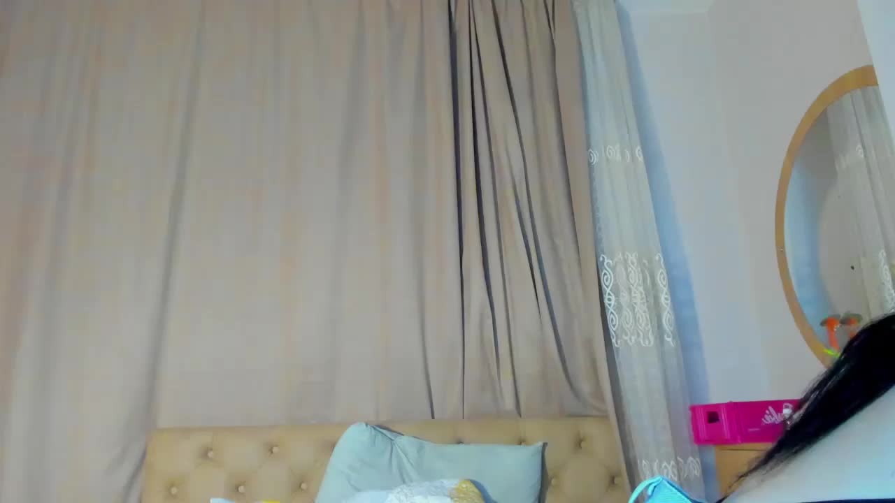 lesyalis Live Sex September 12, 2026