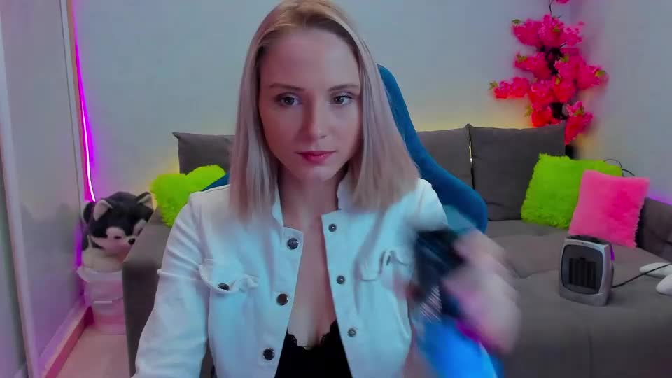 gina_lovelyy Live Sex September 12, 2026