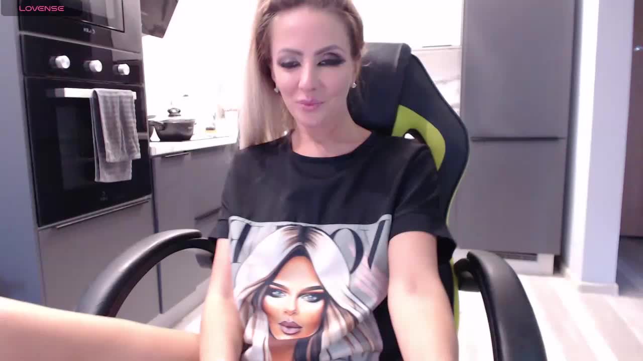 blondalina Live Sex September 13, 2026