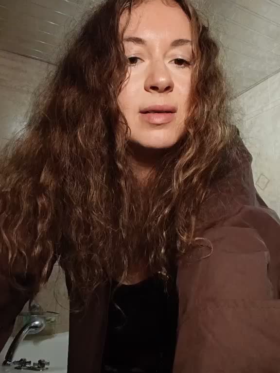 Annanas Live Sex September 13, 2026