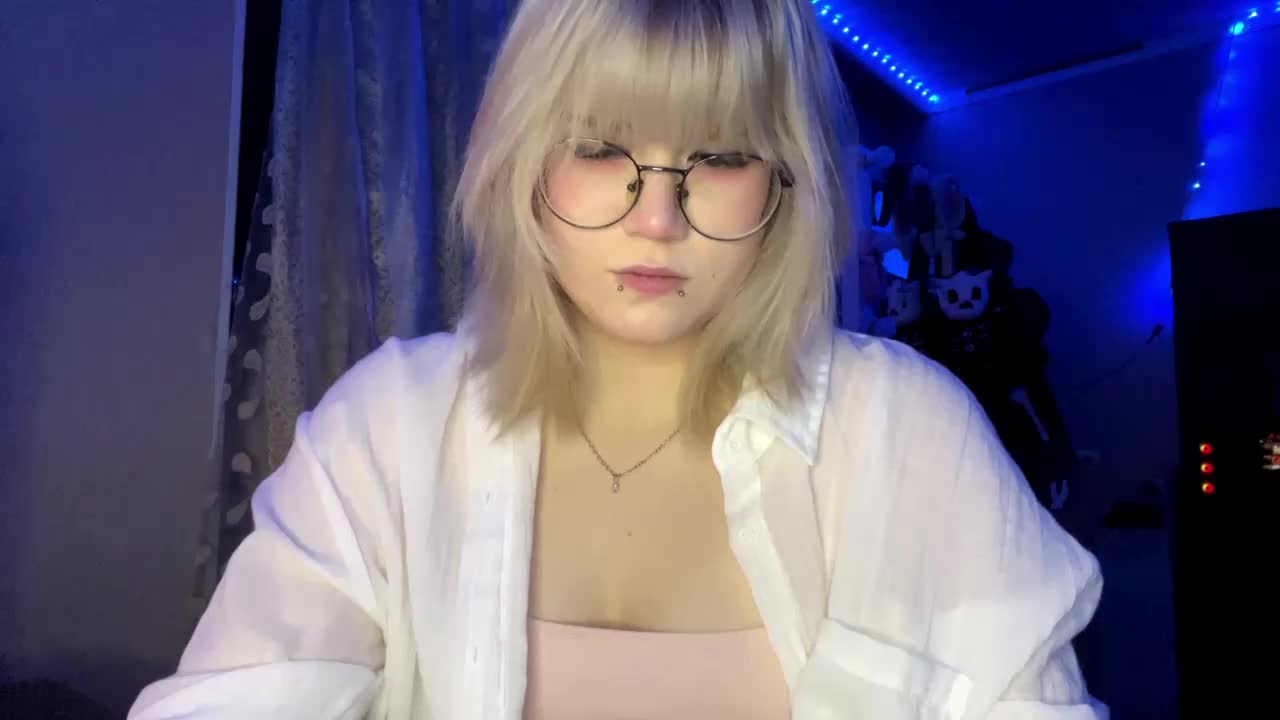 BlindiLohan Live Sex September 13, 2026