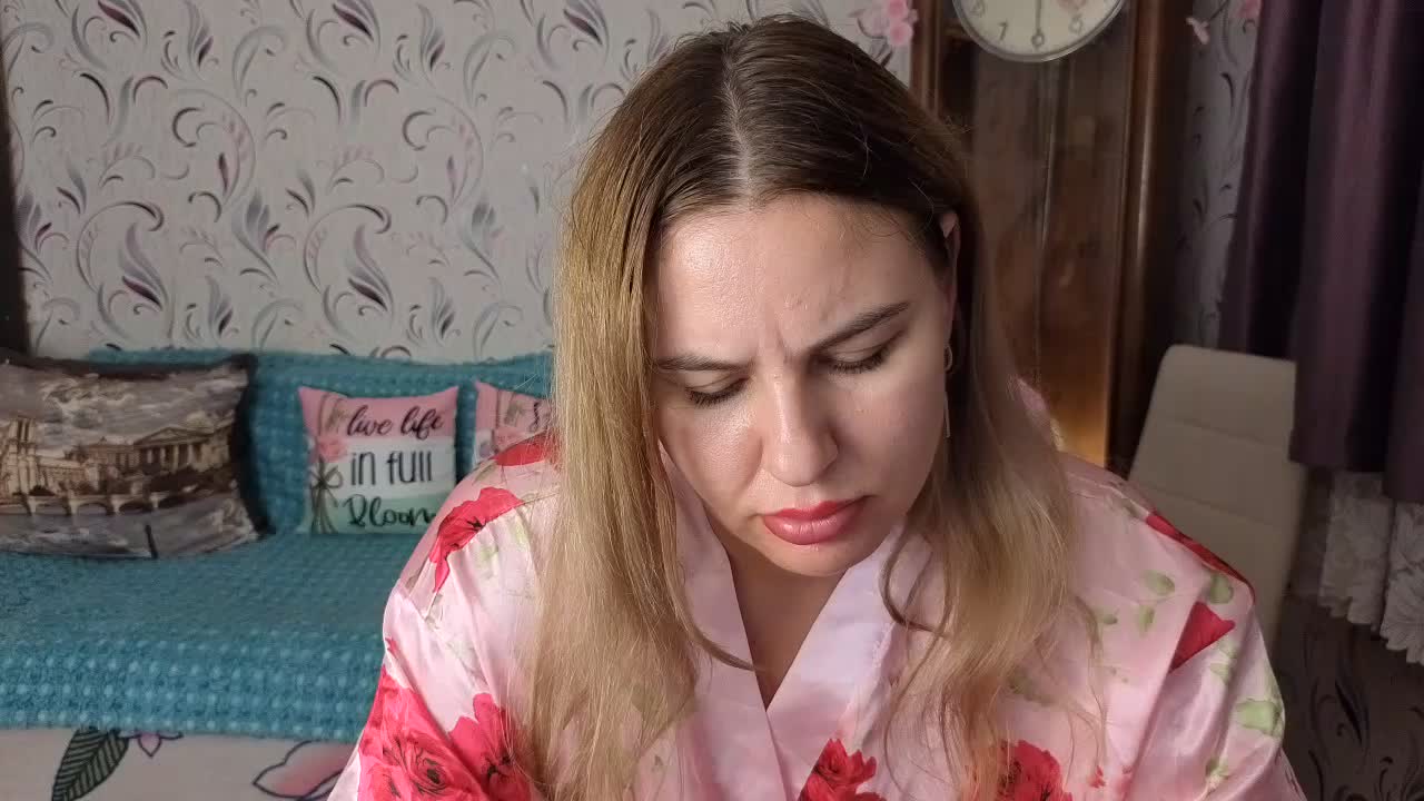 AvaQueen Live Sex September 13, 2026