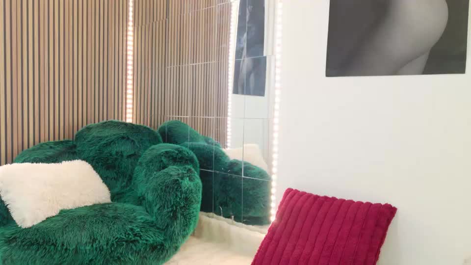 celya_chanel Live Sex September 13, 2026