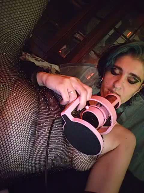 CrazySquirtSiren Live Sex September 13, 2026
