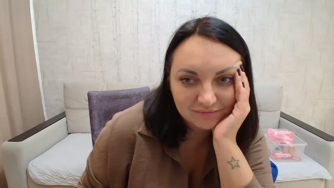 _verrra_ Live Sex September 13, 2026
