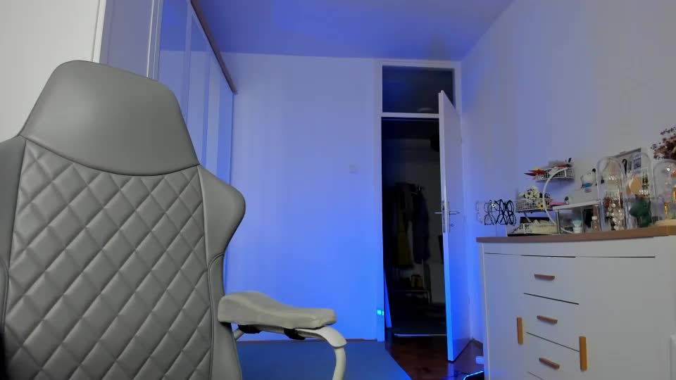 alice_ginger Live Sex September 13, 2026