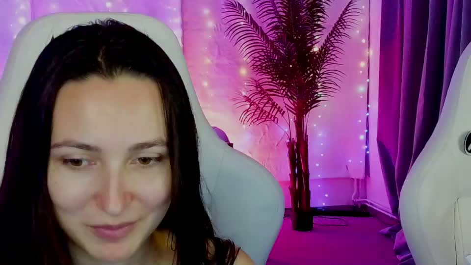emily054 Live Sex September 13, 2026