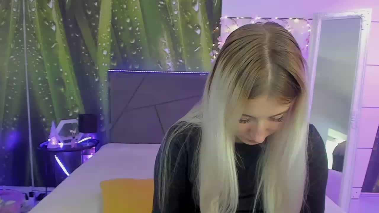 HollyTaillor Live Sex September 13, 2026