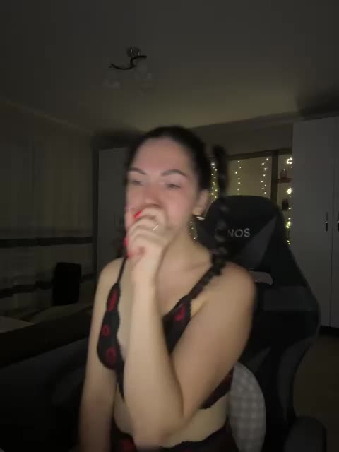 Vika19981 Live Sex September 14, 2026