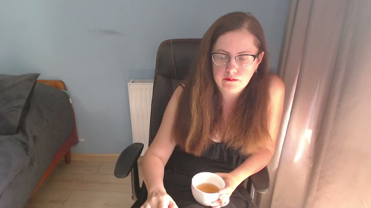 mandarinka28 Live Sex September 14, 2026