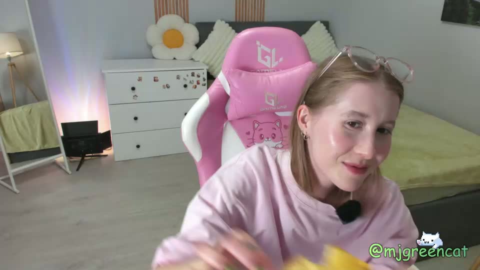 mjgreencat Live Sex September 14, 2026