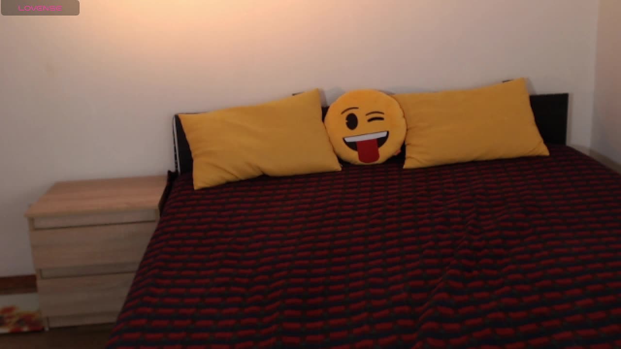 ValeriaFoxx Live Sex September 14, 2026