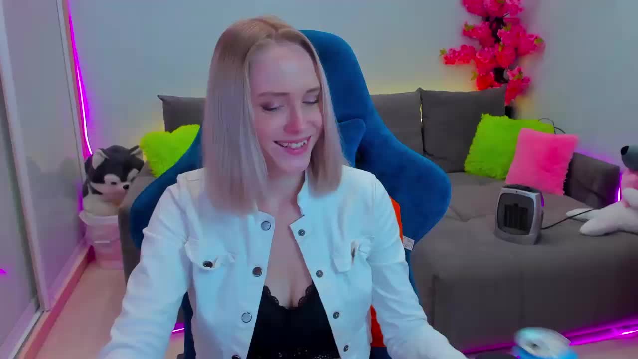 GinaGinaLove Live Sex September 14, 2026
