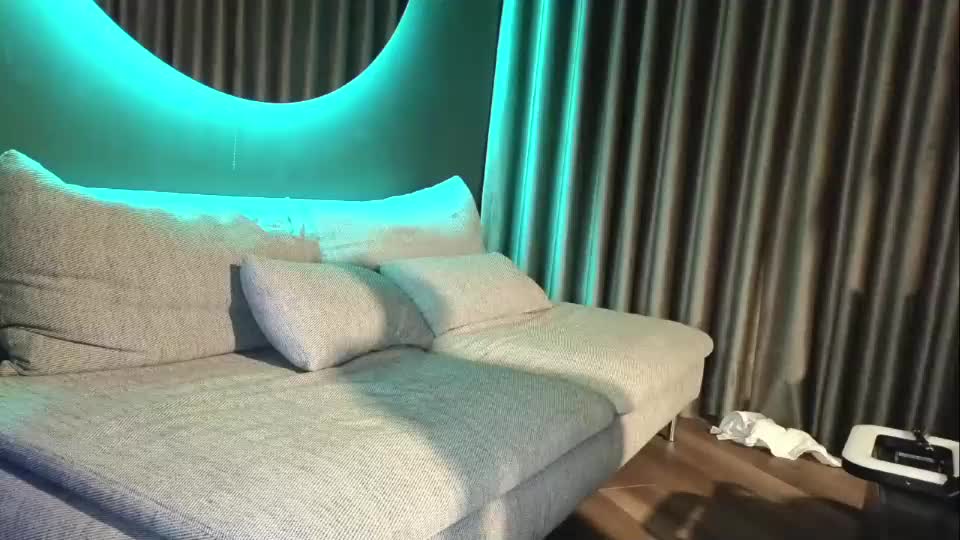 milakaminski Live Sex September 14, 2026