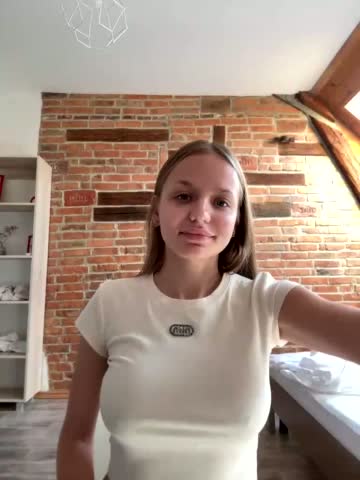 Sweet_Darina233 Live Sex September 14, 2026