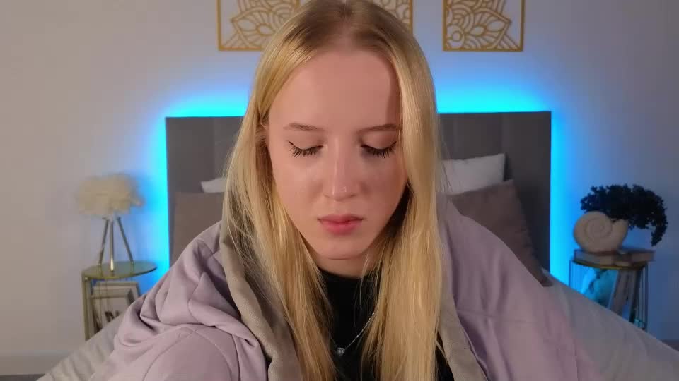 adele_armas Live Sex September 14, 2026