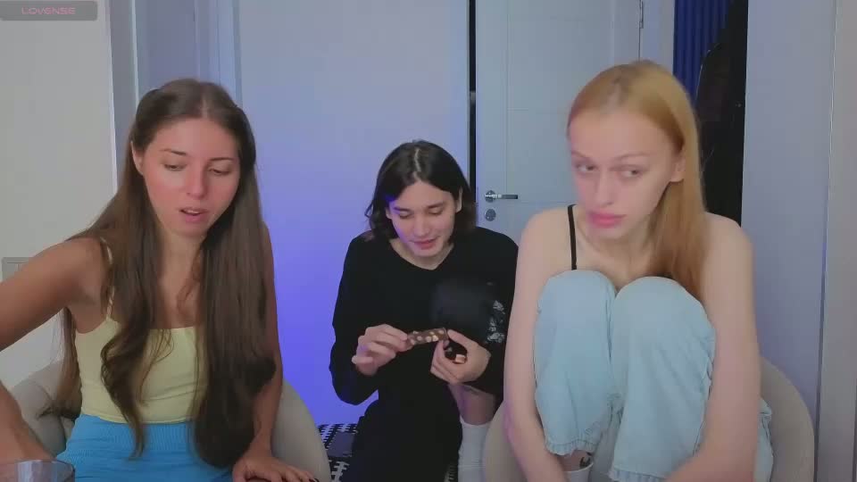 ihavepaws33 Live Sex September 14, 2026