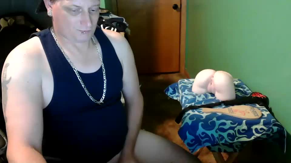 edwardaims_2please Live Sex September 15, 2026