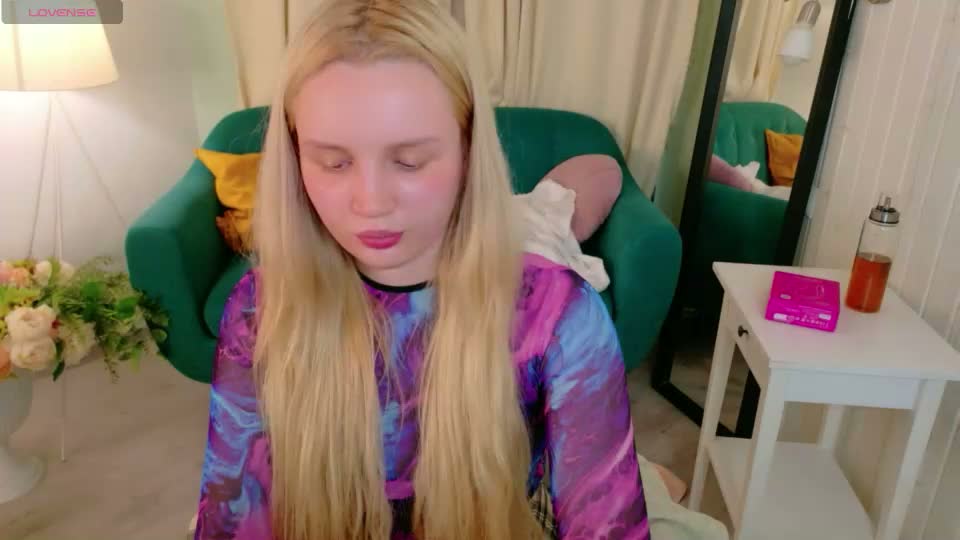 tinasiner Live Sex September 15, 2026