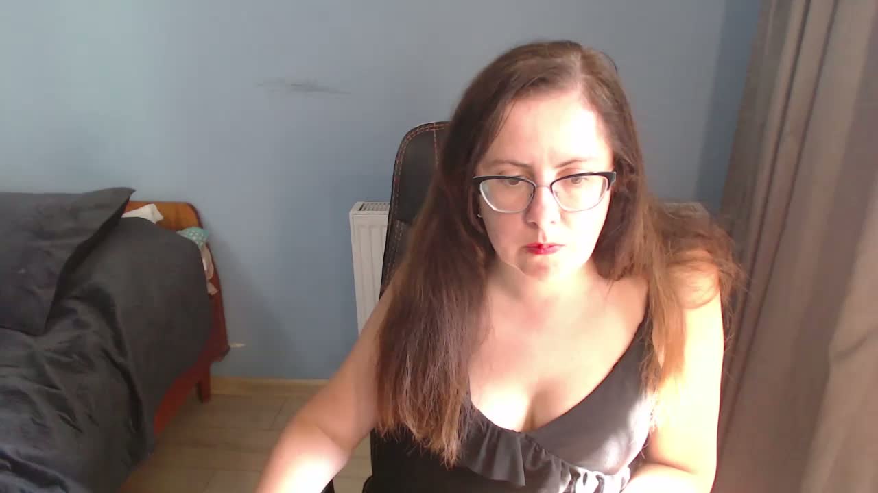 mandarinka28 Live Sex September 15, 2026