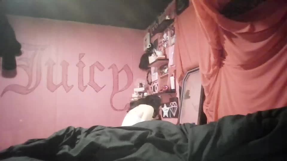 twizzytoxic22 Live Sex September 15, 2026