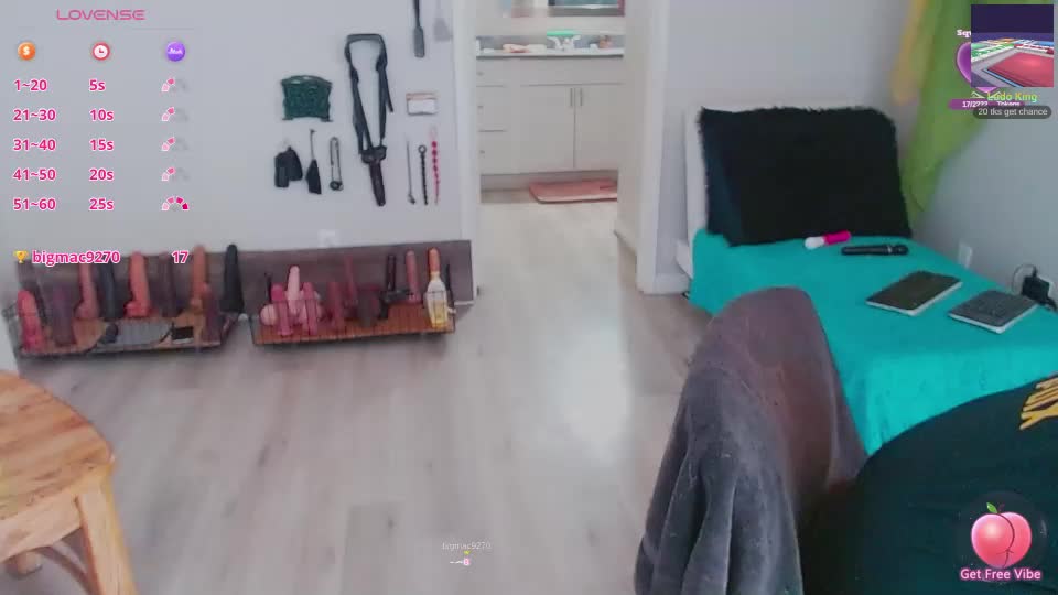 queen_anita Live Sex September 15, 2026
