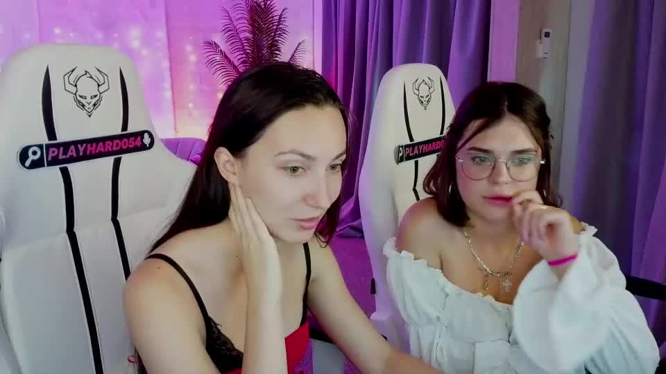 emily054 Live Sex September 15, 2026