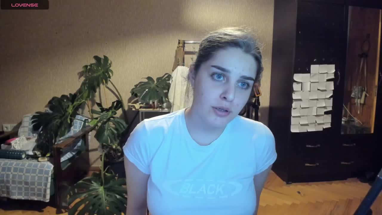 Roselina Live Sex September 15, 2026